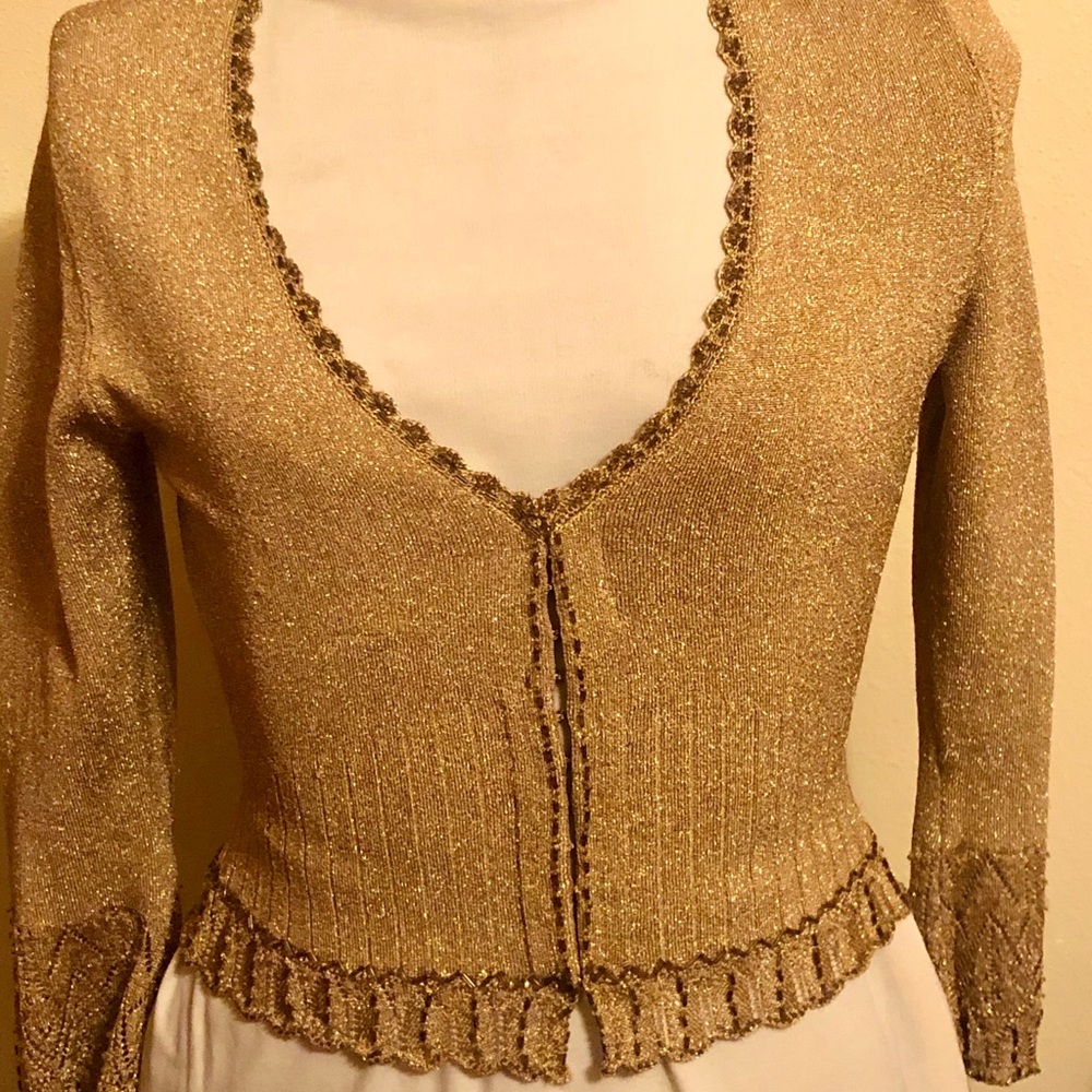 COPY - Gold crochet fitted top